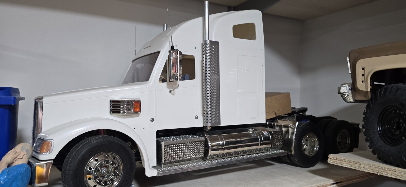 Knight Hauler- White